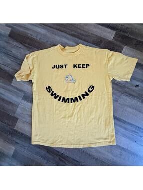 Disney Just Keep Swimming Men's T-shirt Sz XS Yellow‎